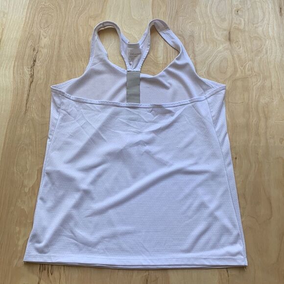 Marika Tek Performance Wear - Picture 5 of 9